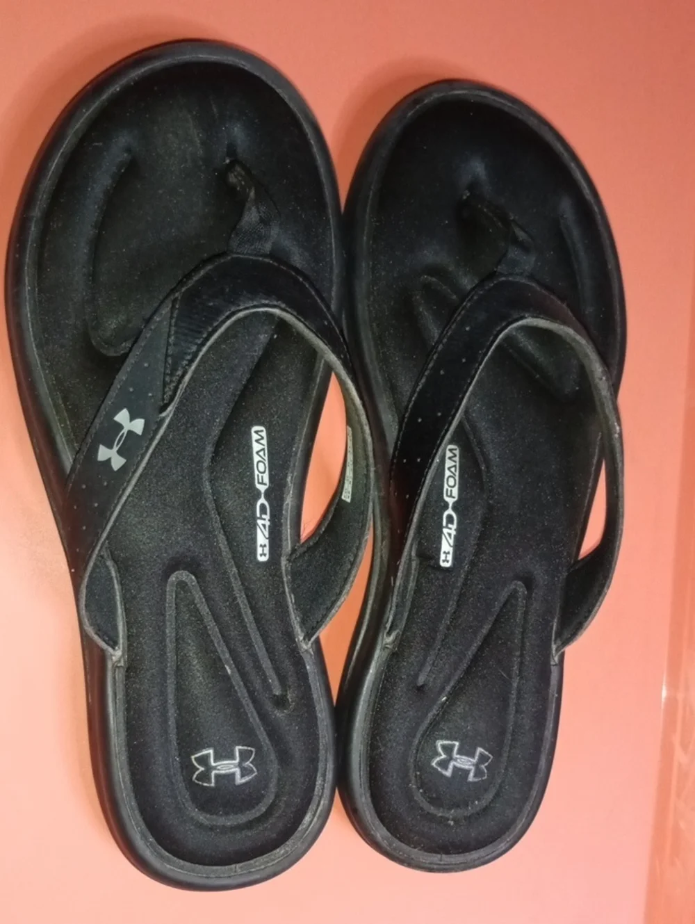 Under Armour Men’s 8 Black 4D Foam Performance Flip Flops Sandals